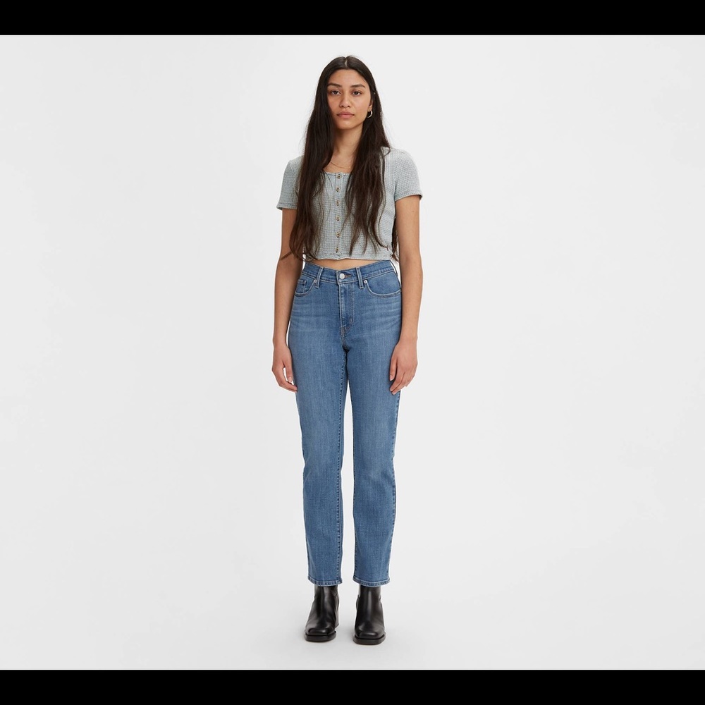 Levi’s classic straight leg jean